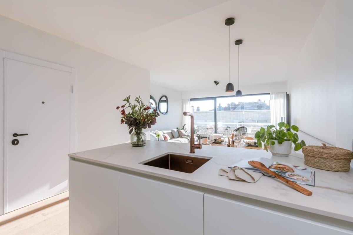 Stunning And Modern Apartment With Sunny Balcony Knokke-Heist Ngoại thất bức ảnh