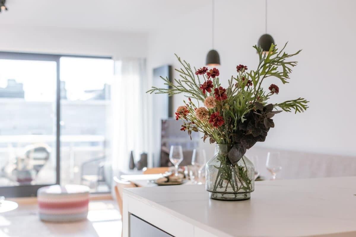 Stunning And Modern Apartment With Sunny Balcony Knokke-Heist Ngoại thất bức ảnh