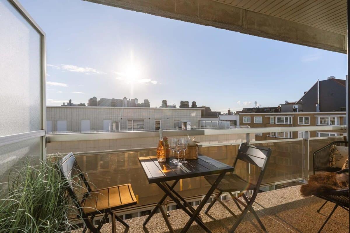 Stunning And Modern Apartment With Sunny Balcony Knokke-Heist Ngoại thất bức ảnh
